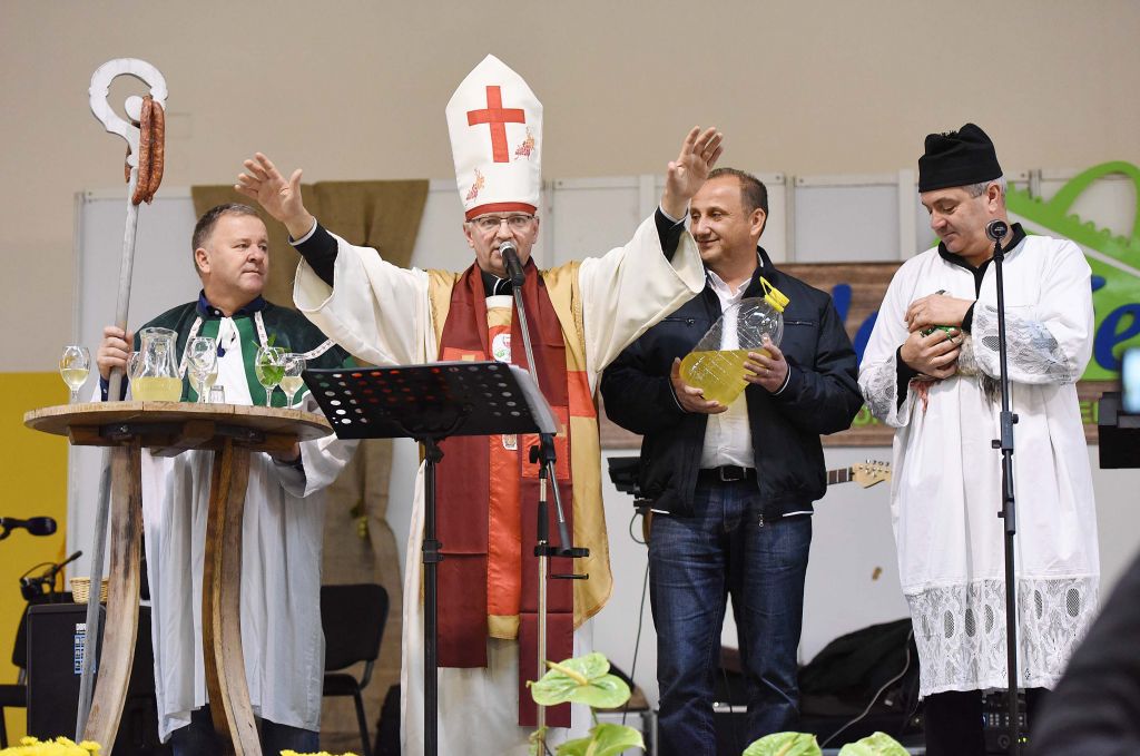 martinje201640346875