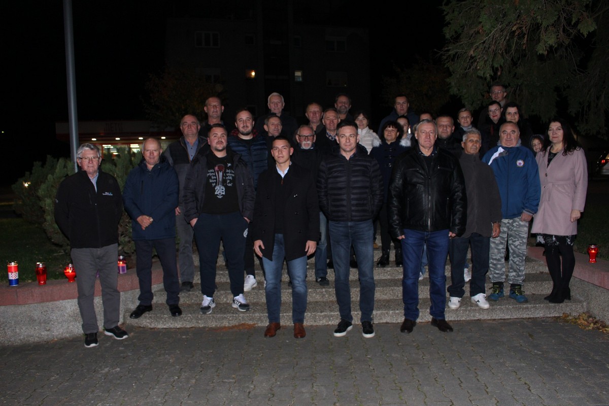 KOTORIBA Prisjetili se svih stradalih i odali počast gradu heroju – svečano obilježili Dan sjećanja KOTORIBA Prisjetili se svih stradalih i odali počast gradu heroju – svečano obilježili Dan sjećanja