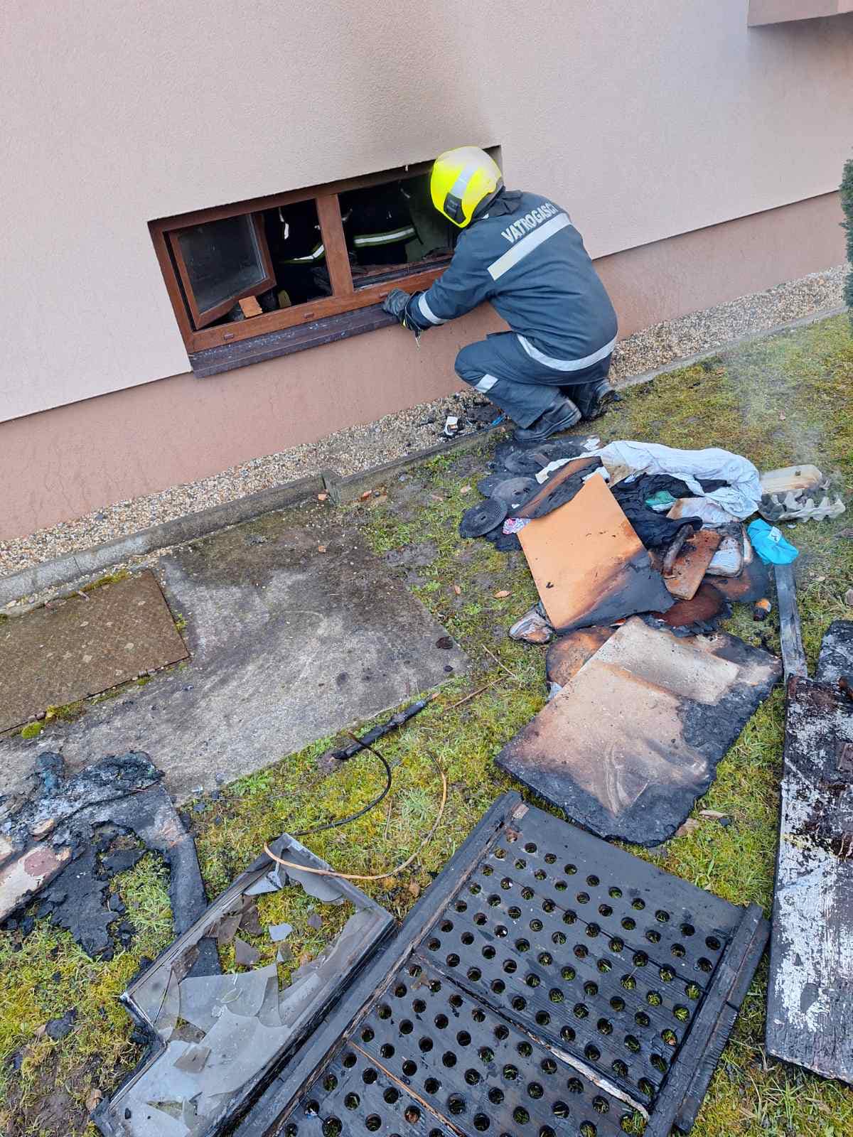 DUNJKOVEC Gorjela je kuća, vatrogasci ubrzo ugasili požar