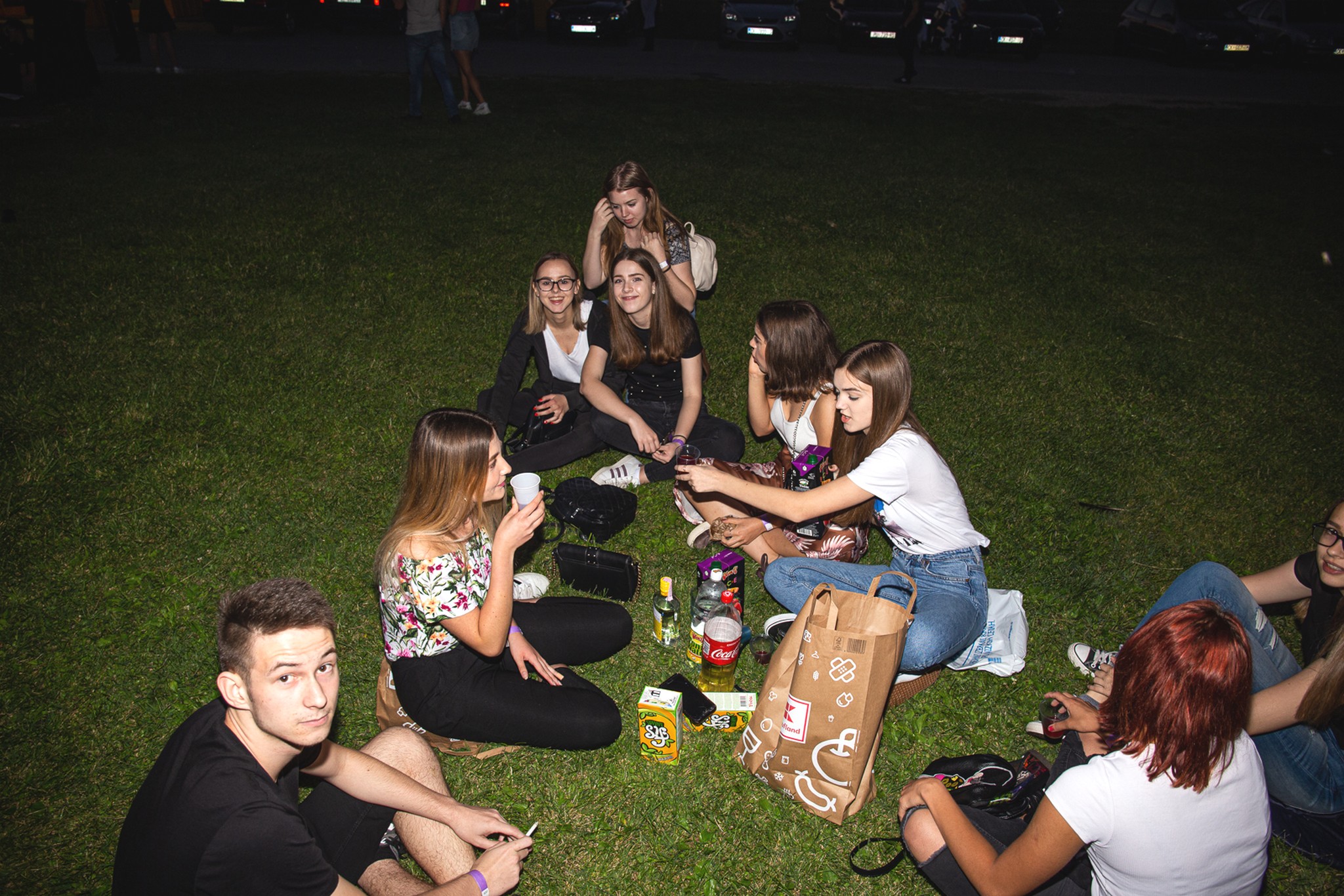 MATURANTI SE ZABAVLJAJU Odlična zabava za kraj na Mesapu