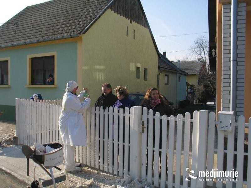 slika0047