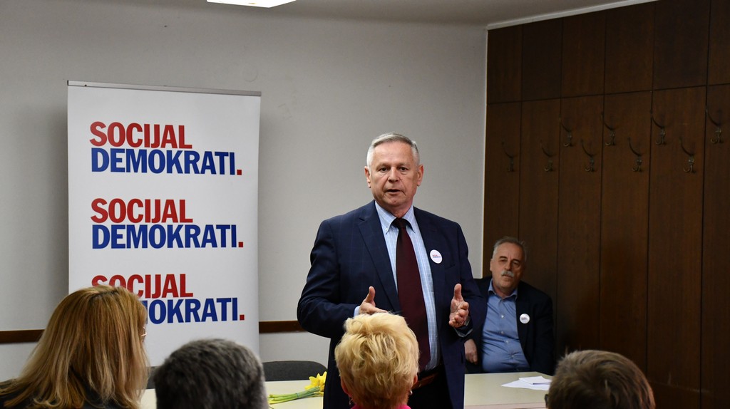 Socijaldemokrati, Mladen Novak