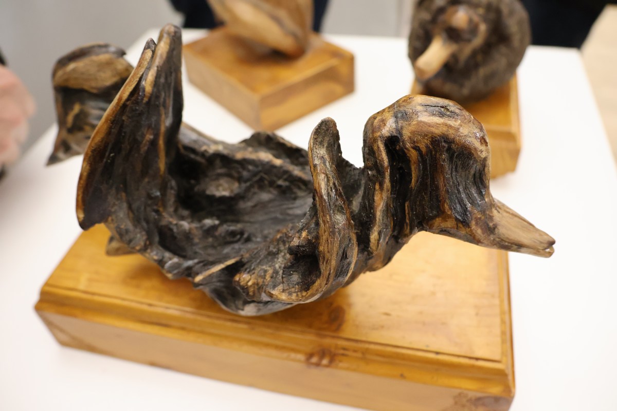 DRVENE SKULPTURE Otvorena izložba svestranog Josipa Radeka