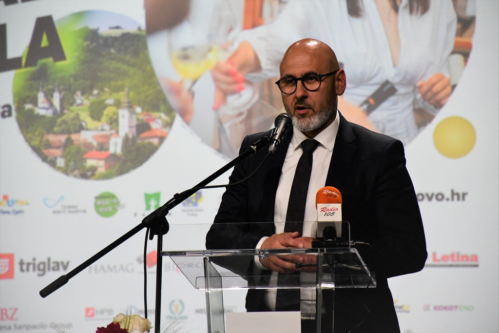 Urbanovo, otvorenje Urbanovo, otvorenje