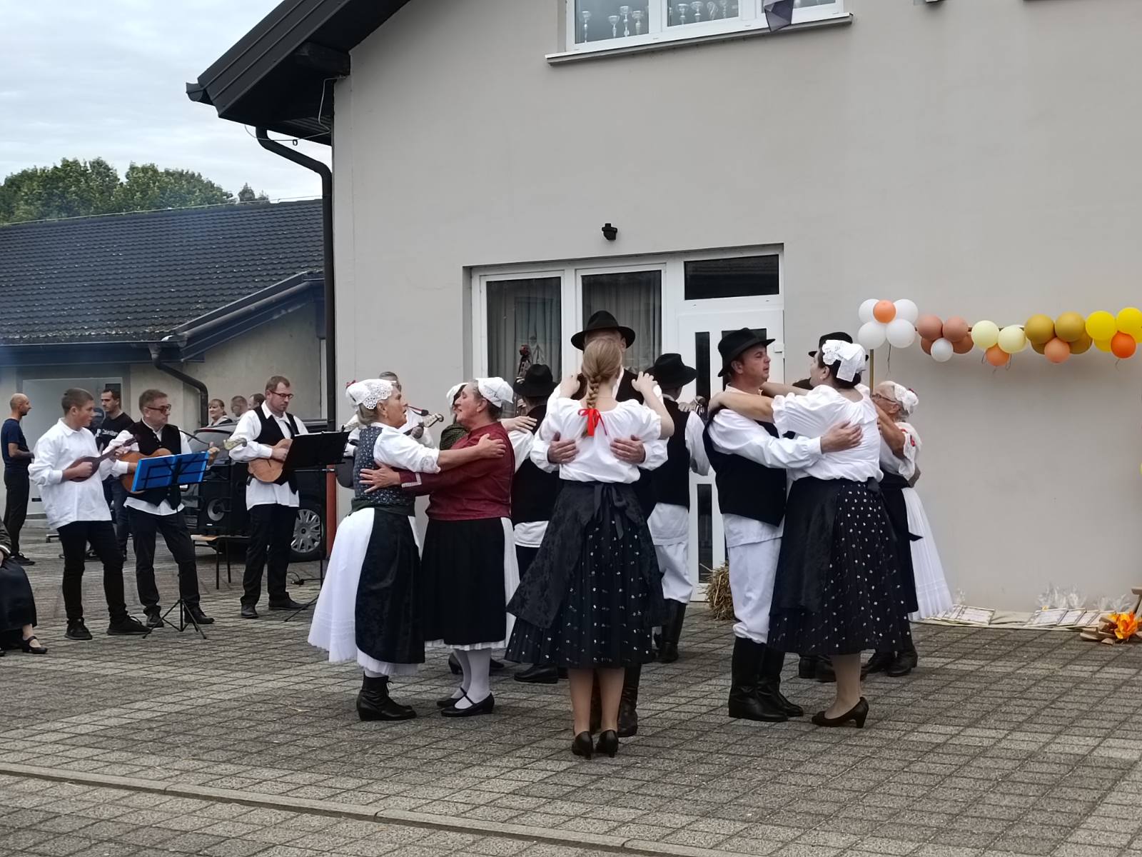MJEŠTANI SU UŽIVALI Prvi Jesenski sajam održan u Krištanovcu