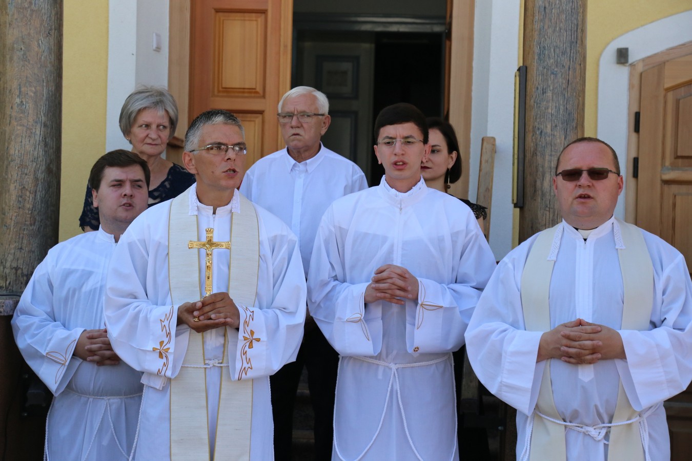 Mladen Cikač iz Gornjeg Hrašćana u Macincu služio mladu misu