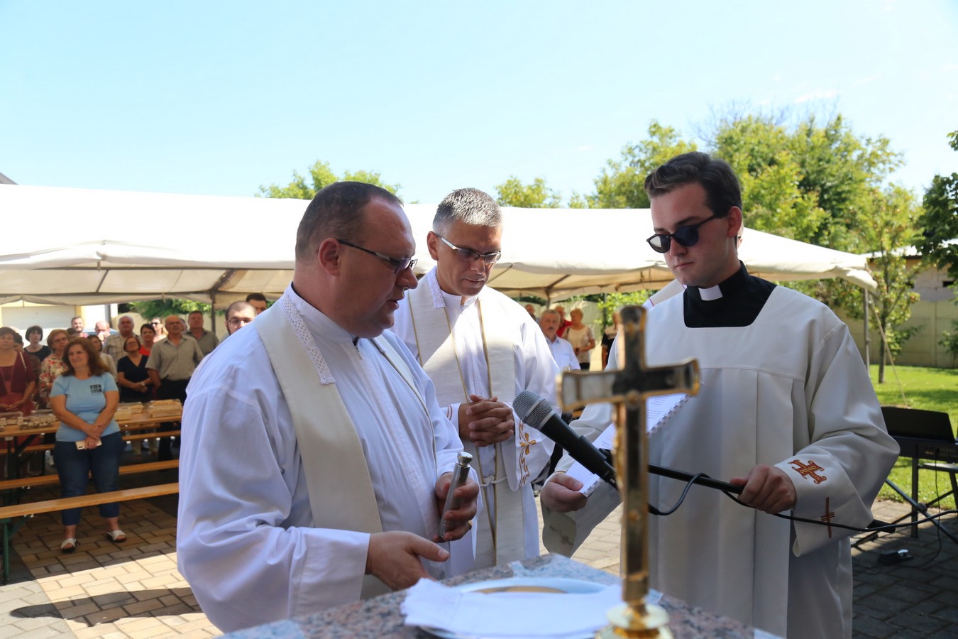 Mladen Cikač iz Gornjeg Hrašćana u Macincu služio mladu misu