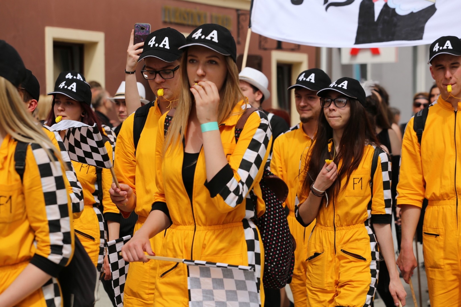 Ulicama Čakovca koračalo više od 1200 međimurskih maturanata