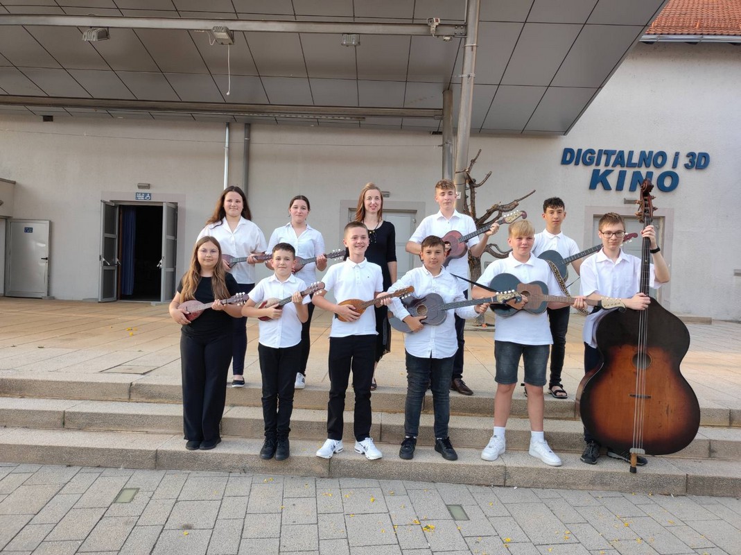 Tamburaši OŠ Prelog Tamburaši OŠ Prelog