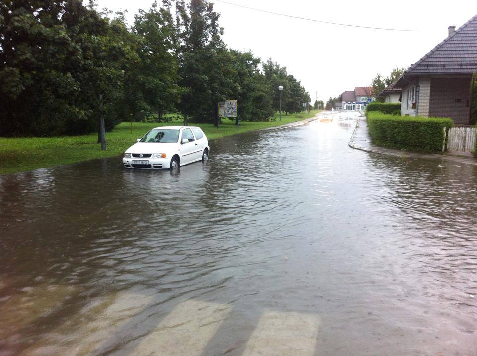 1056162780609200609244586566981