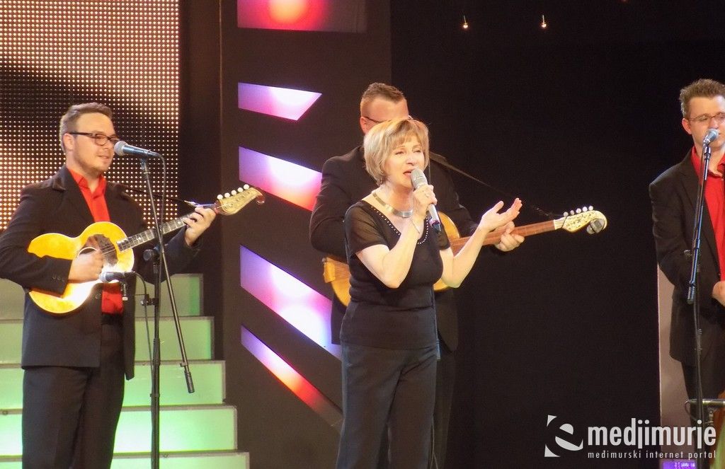 lijepomnasom0023739922