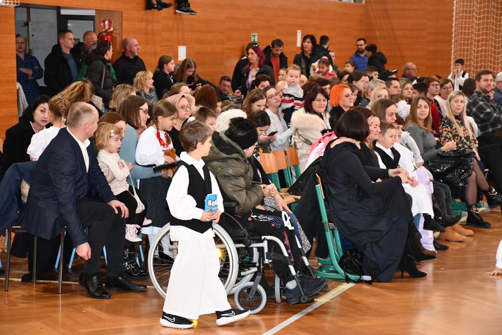 ČUVARI TRADICIJE Godišnja priredba KUD-a Belica