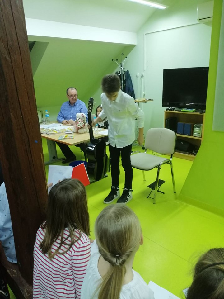 Promocija zbornika ‘Mozaik poezije i proze’ u Knjižnici i čitaonici Šenkovec