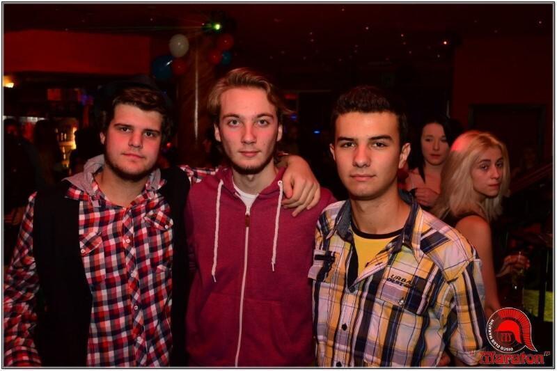 PIC00045 (Custom) Maraton (Utorak, 31.12.2013. – Doček Nove godine) PIC00045 (Custom) Maraton (Utorak, 31.12.2013. – Doček Nove godine)