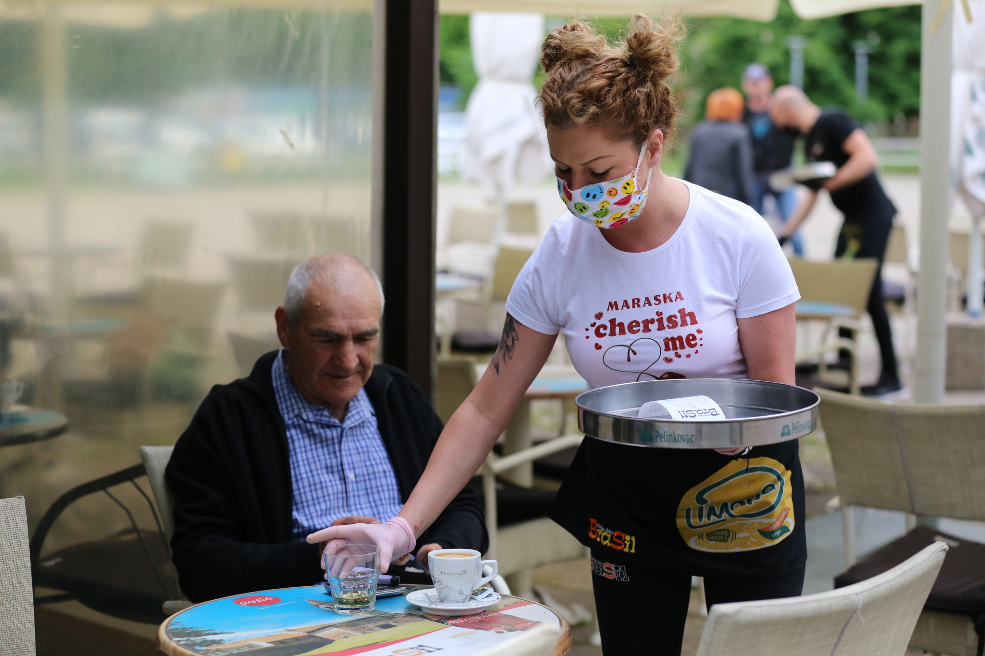 U Čakovcu ponovno otvoreni kafići – ispijanje kave u centru grada