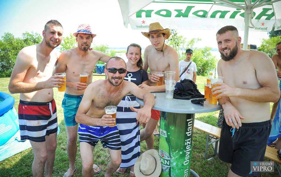 Kobre pobjednici prvog turnira u odbojci na vodi u Prelogu
