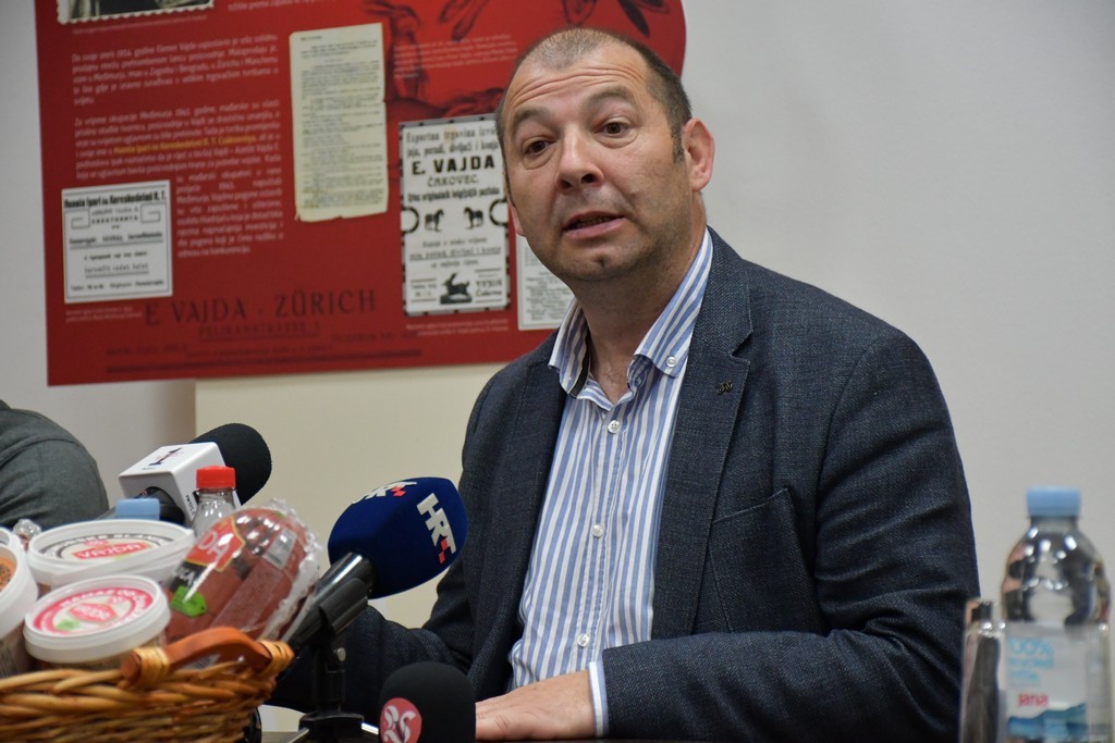 Vajda i Srednja škola Prelog Vajda i Srednja škola Prelog