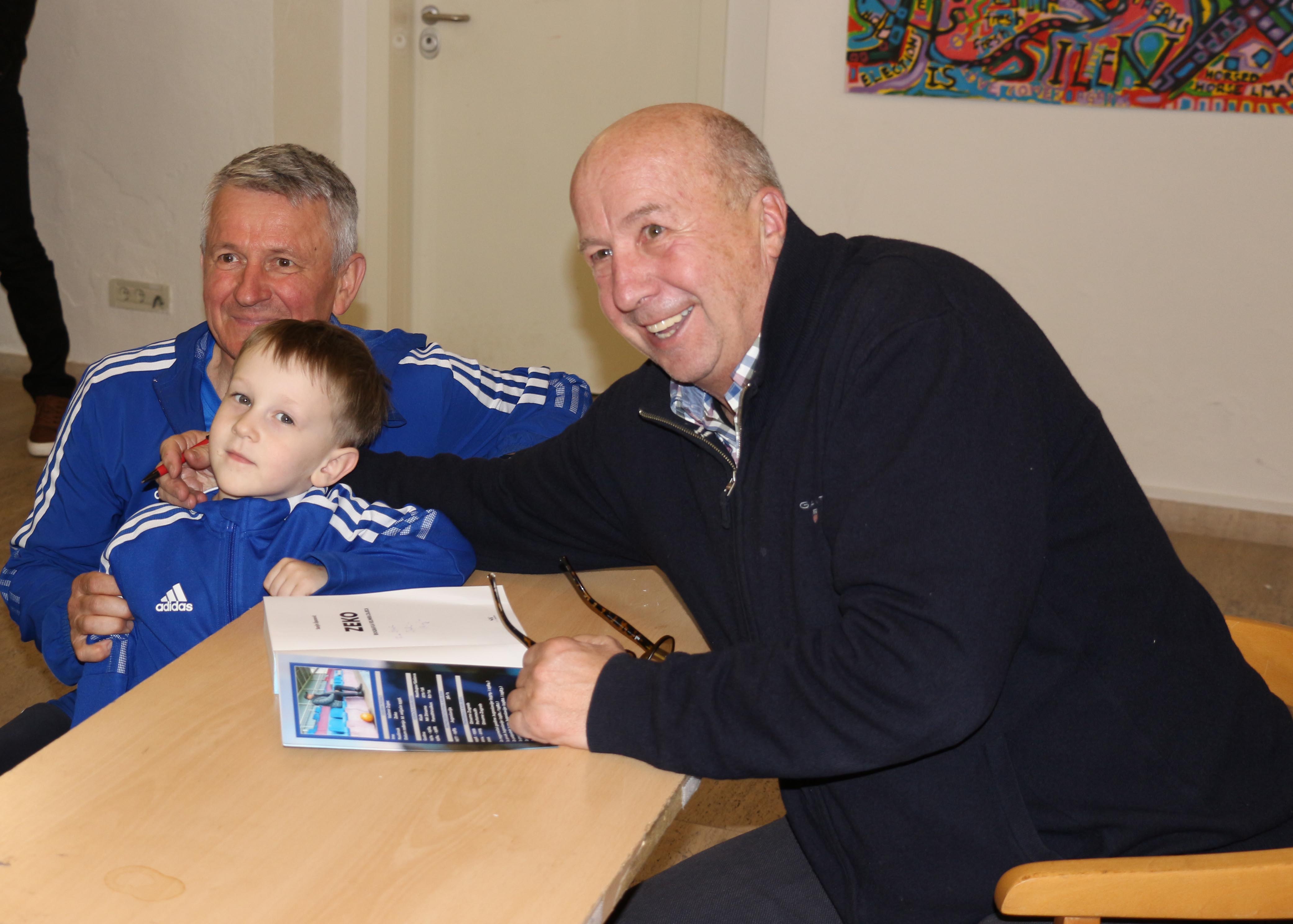 U Čakovcu predstavljena biografija Velimira Zajeca, legende zagrebačkog Dinama