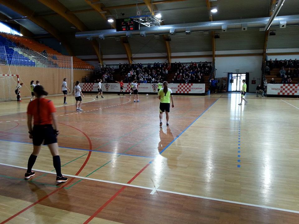 1276766810004597433606037203554