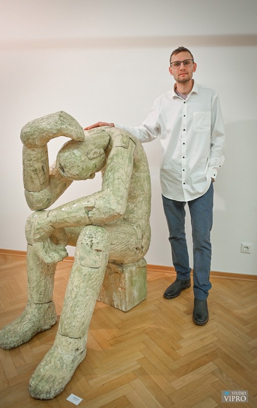 MUZEJ CROATA INSULANUS Otvorena je izložba skulptura Ivana Mladenovića
