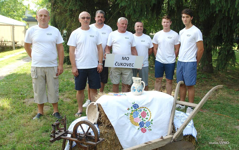 361915812dsc07130747350