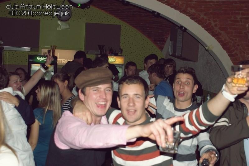 slika0107 Antrum (Pet, sub i pon, 28., 29. i 31.)