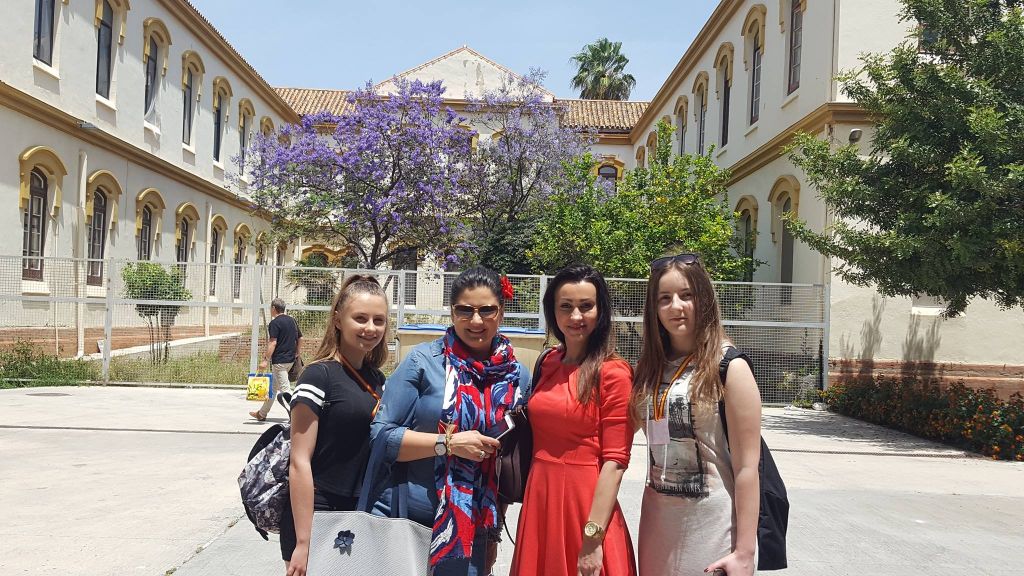 1354891883116812035165815167383