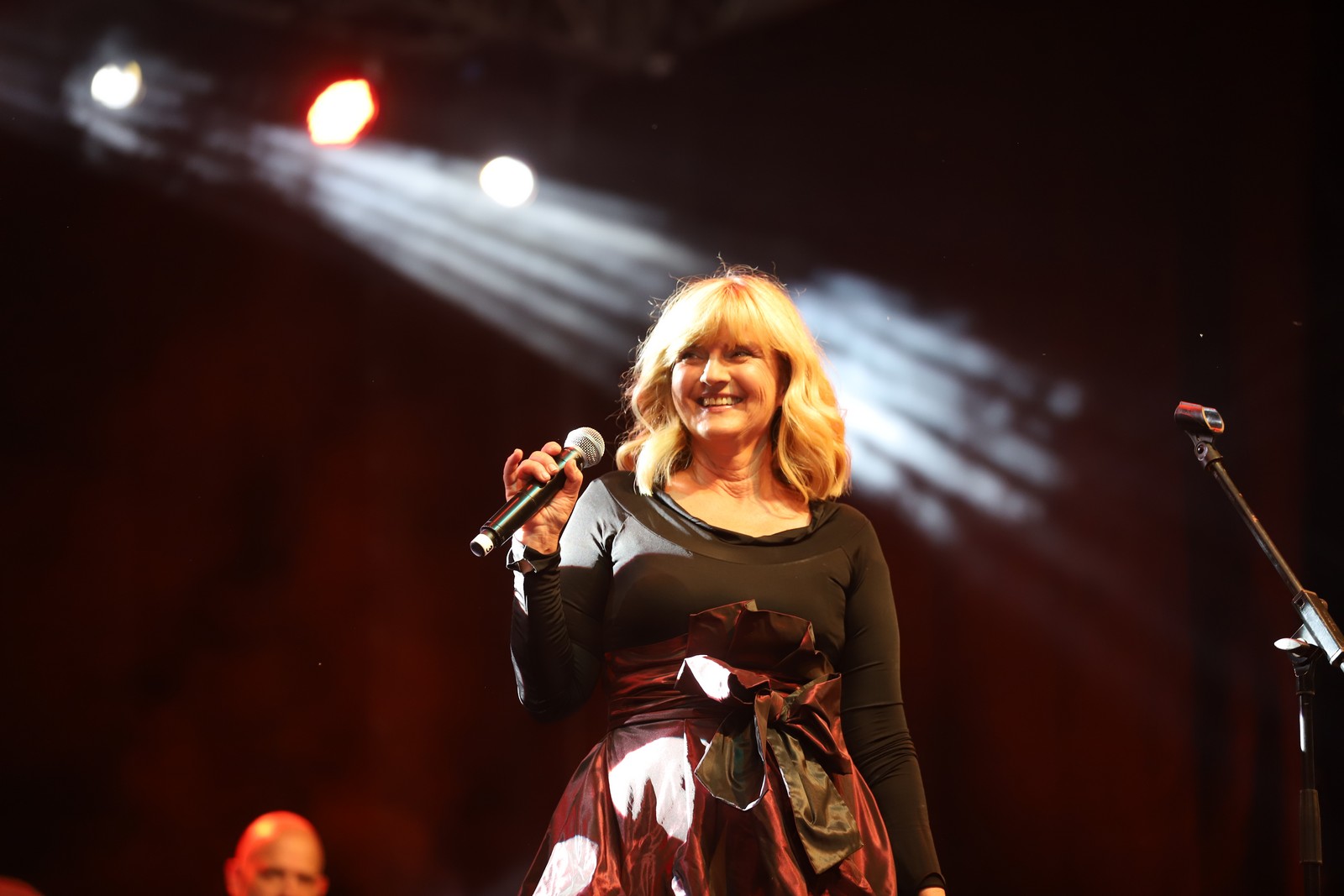 Kako je dobro vidjeti vas opet! Sanja, Marinko i Zec oduševili hitovima Novih Fosila