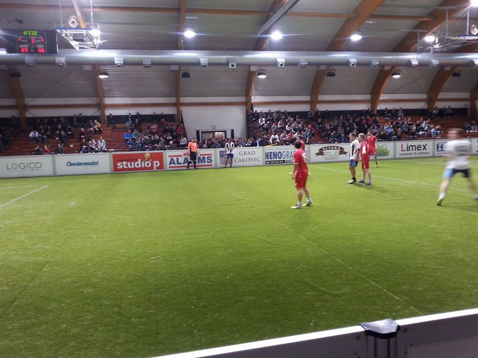 1573089612984612635604481461587