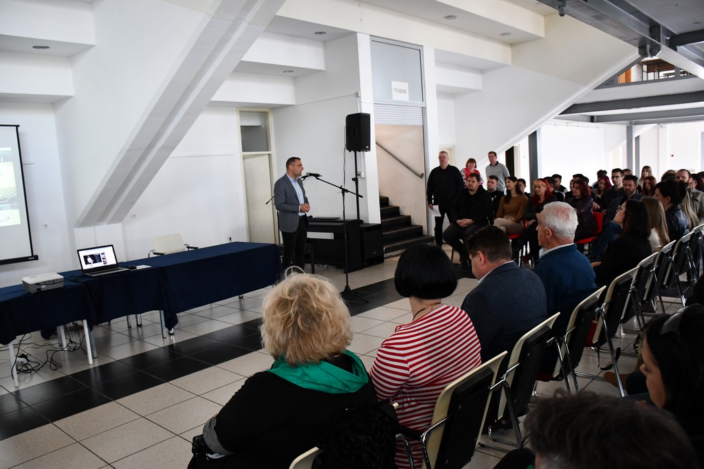 POGLEDAJTE KAKO IZGLEDA Dvorana Graditeljske škole Čakovec u novom ruhu