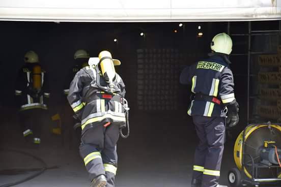 Vatrogasna vježba u tvrtki Kerbek u Donjem Kraljevcu