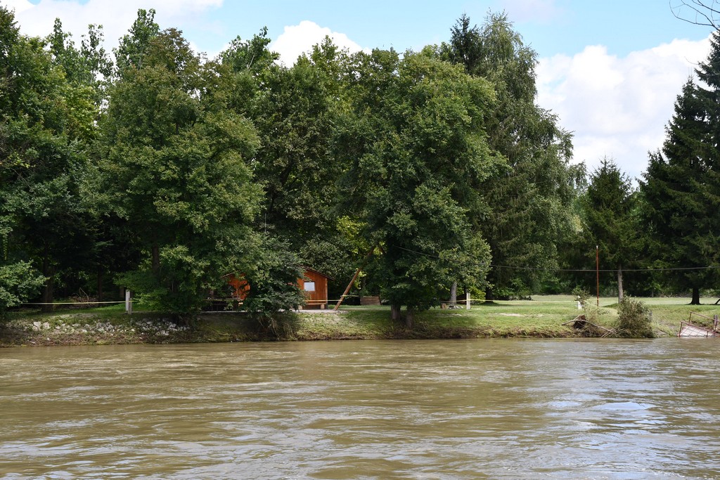 ŽUPAN POSAVEAC ‘Možemo biti ponosni i zadovoljni. Međimurje je u povijesno visokom vodostaju prošlo s najmanje mogućom štetom.’ ŽUPAN POSAVEAC ‘Možemo biti ponosni i zadovoljni. Međimurje je u povijesno visokom vodostaju prošlo s najmanje mogućom štetom.’