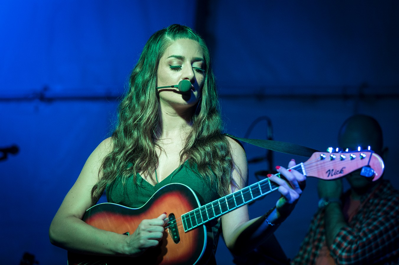 Atraktivne i seksipilne Učiteljice dobro zagrijale šator na Šuderici u Goričanu