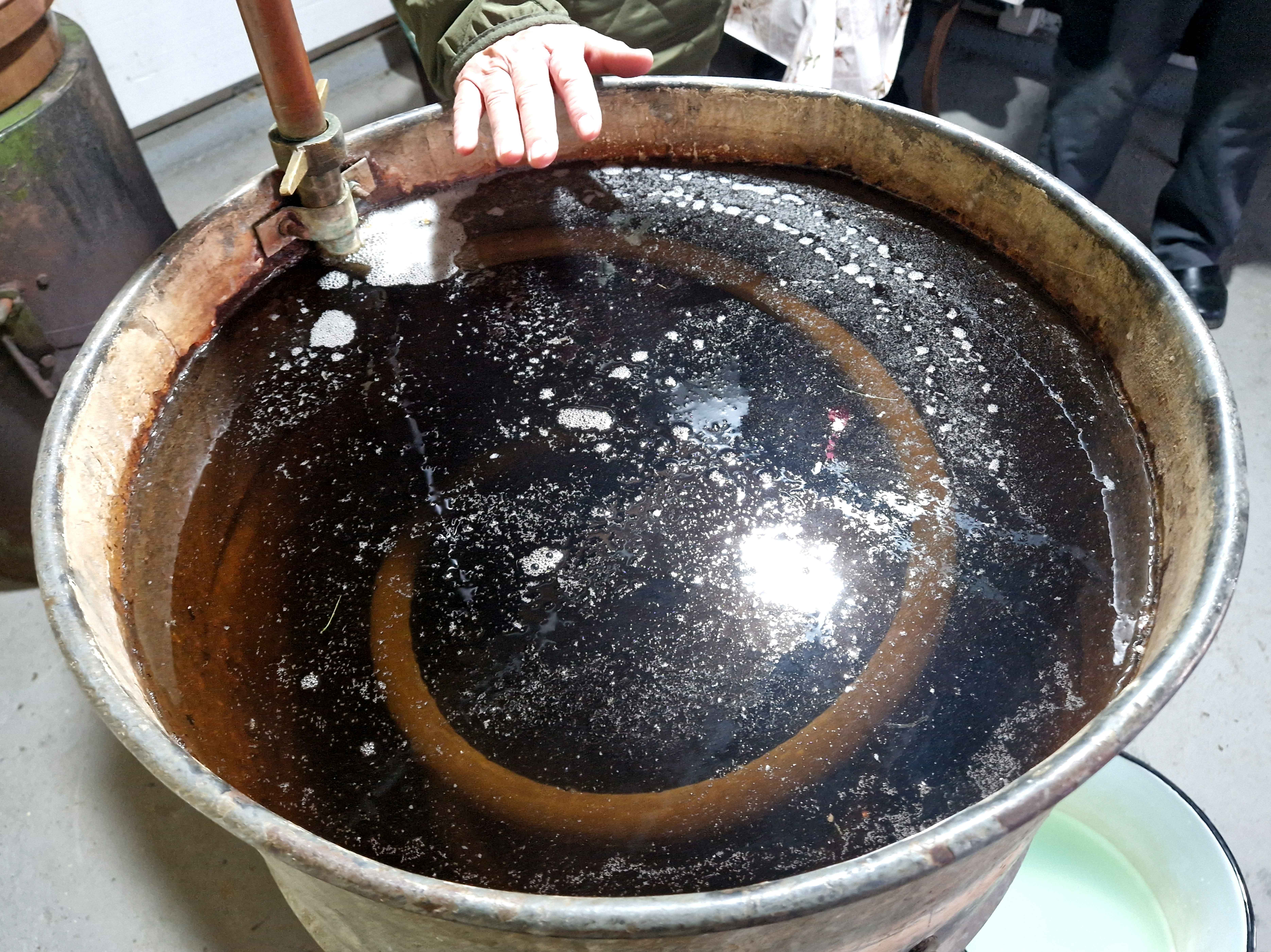 PRVE KAPI ŽGANICE Obitelj Kamenar pripravila plemenit napitak