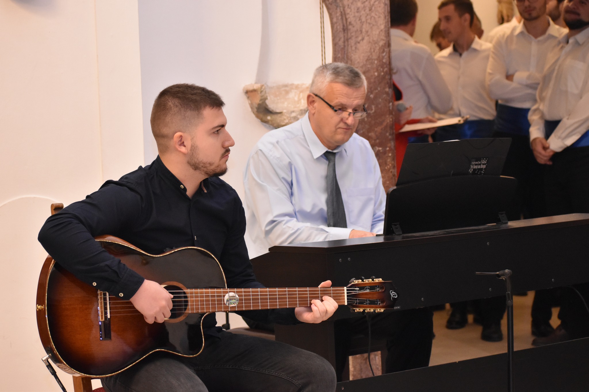 FOTO Pogledajte kako je bilo na koncertu muških zborova u Lopatincu