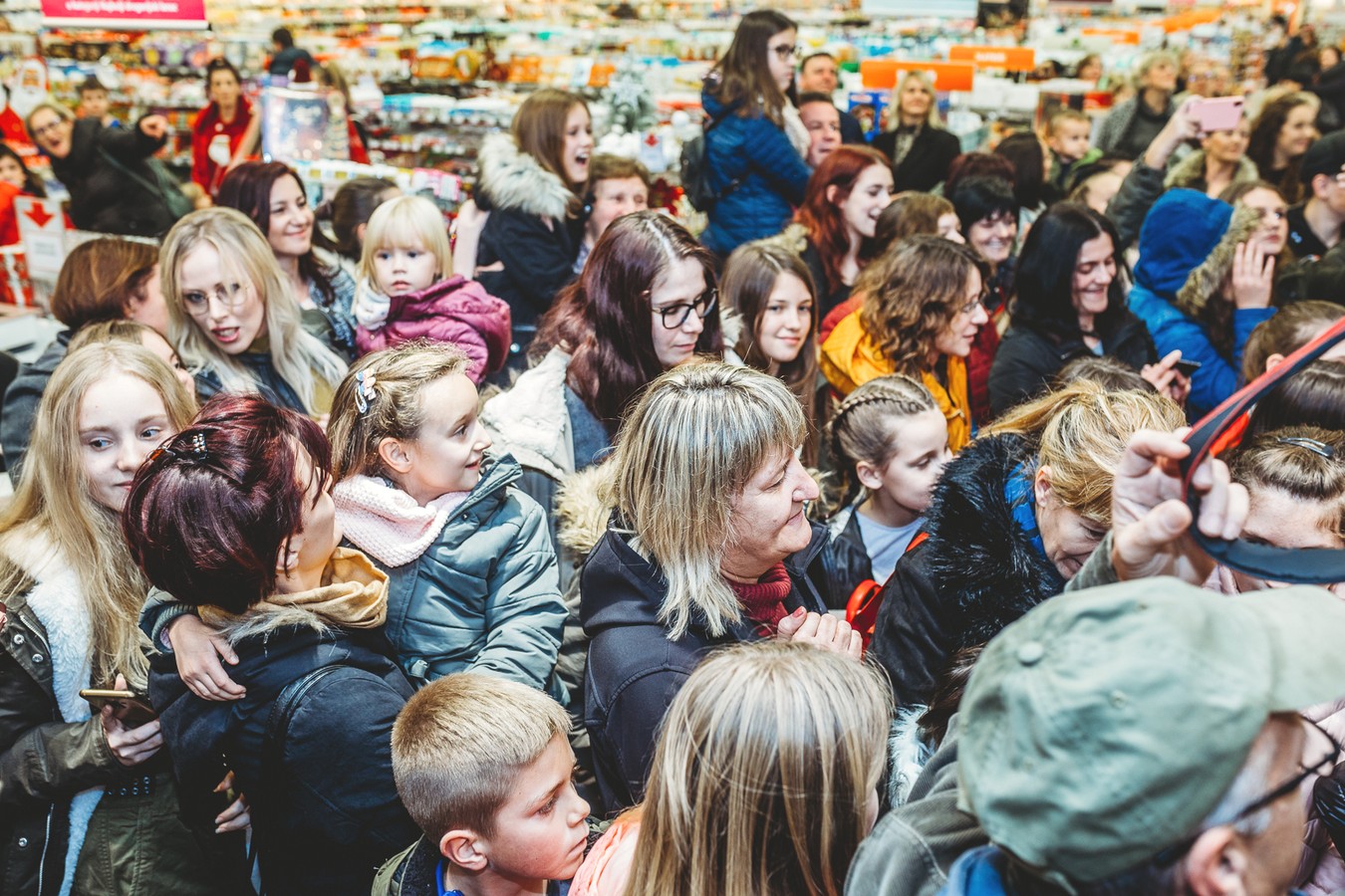 Maju Šuput u Galeriji Sjever dočekali brojni obožavatelji