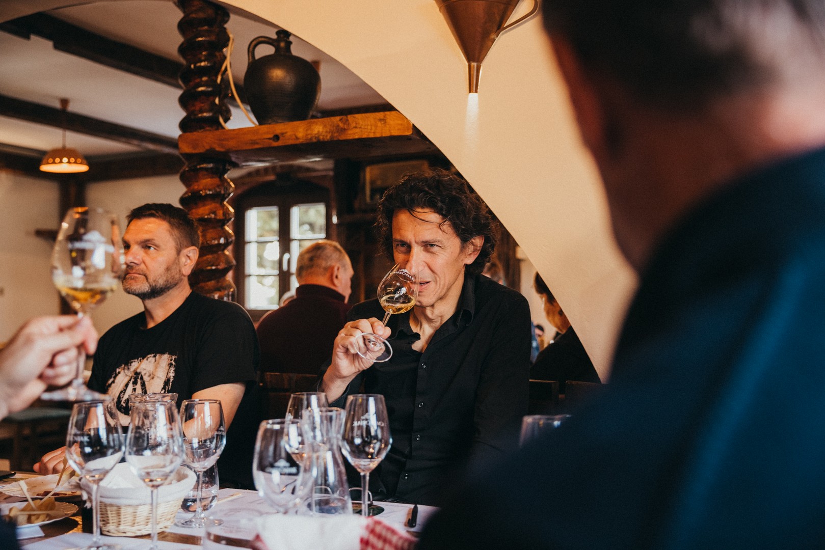 Vinarija Cmrečnjak poziva u novu Vinoteku!