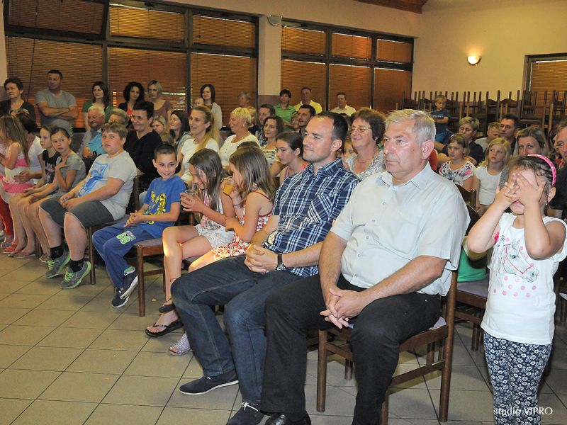 355415495dsc5432753116