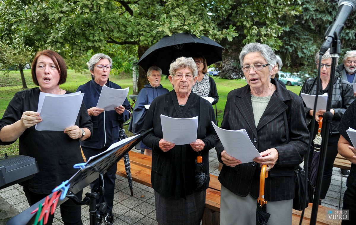 FOTO Uz molitvu i prigodan program obilježena godišnjica tragedije na rijeci Dravi