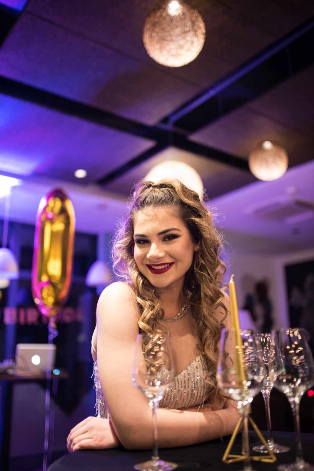 ROĐENDANSKA PROSLAVA Luna Marija Novak proslavila 18. rođendan