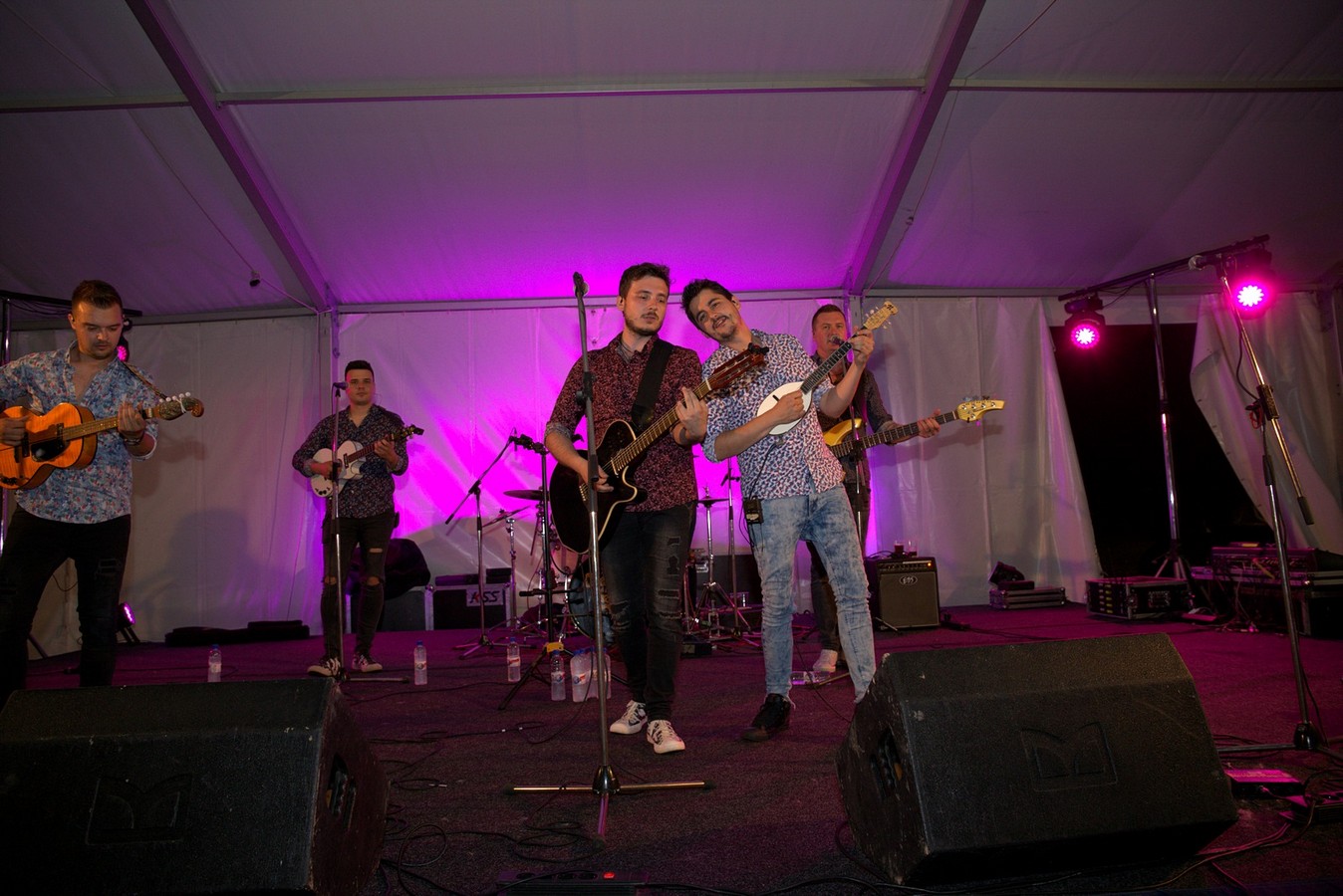 Mejaši rasplesali brojnu publiku u Palovcu