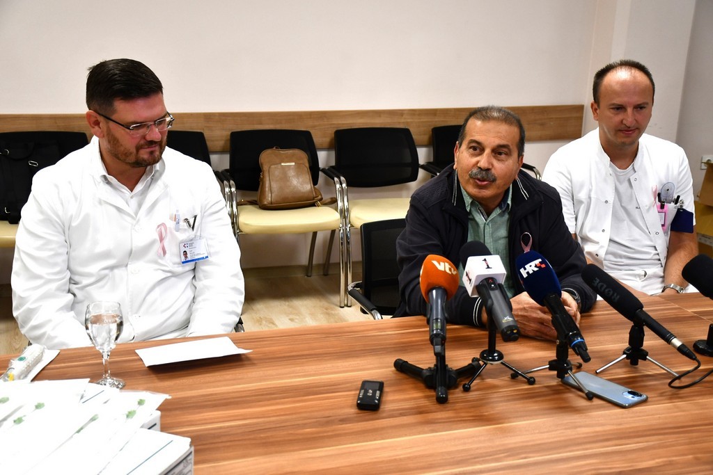 VRIJEDNA DONACIJA Županijska liga protiv raka donirala bolnici igle za core biopsiju VRIJEDNA DONACIJA Županijska liga protiv raka donirala bolnici igle za core biopsiju