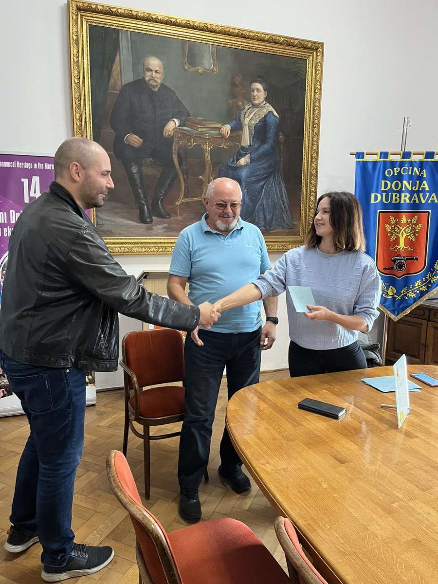 FOTO Podijeljene nagrade sudionicima fotografskog natječaja ‘Cvjetna i sunčana Dobrava’