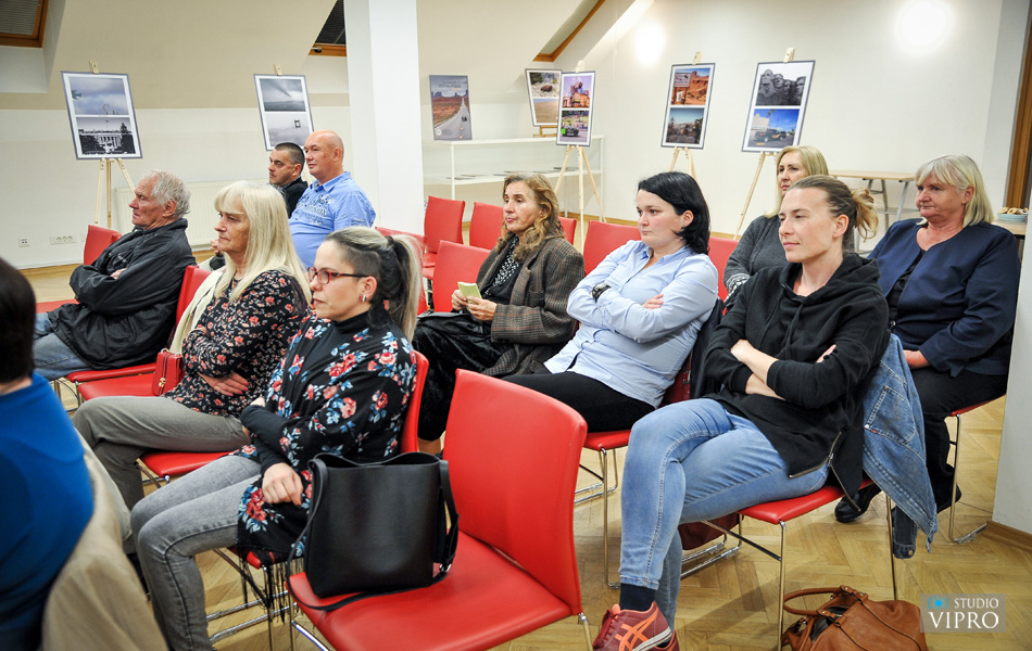 U Prelogu održana promocija zbirke pjesama ‘Kraj tebe stih’ Jagode Vičević