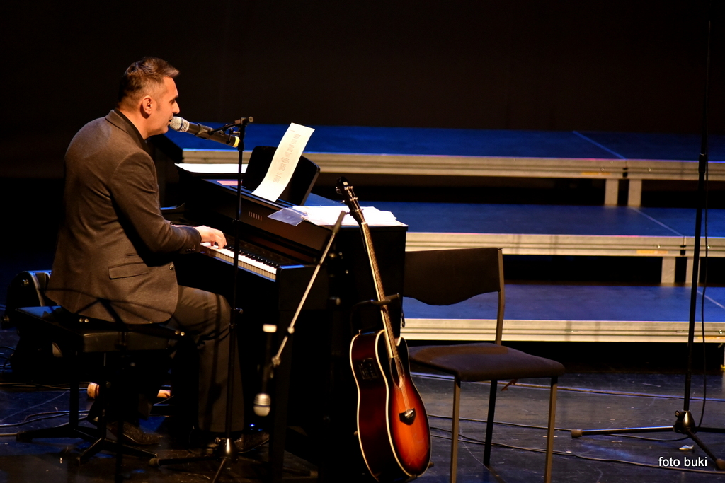 Gimnazija Josipa Slavenskog Čakovec