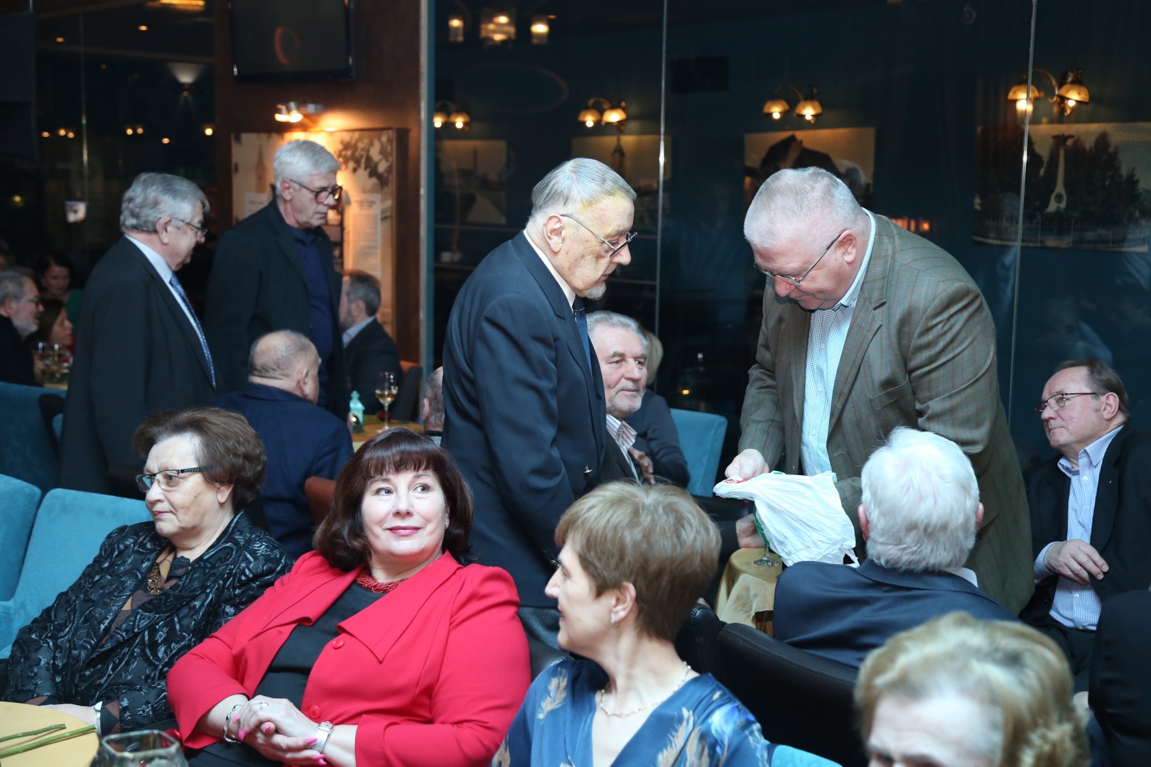 Legendarni Stjepan Jimmy Stanić u Gradskoj kavani Čakovec povodom Dana žena