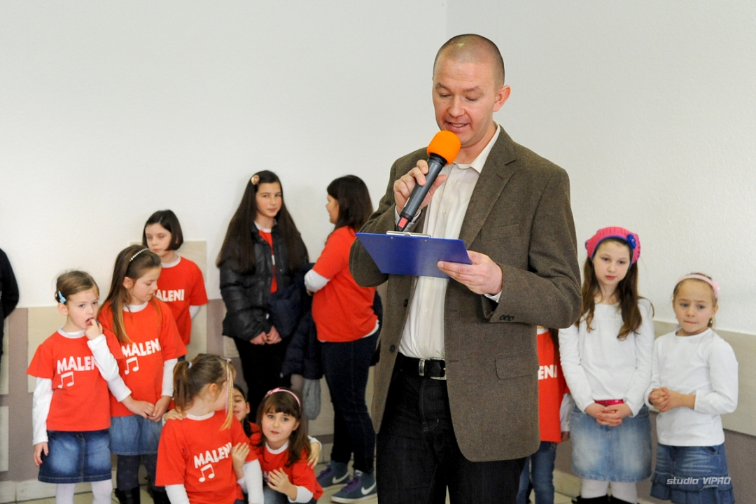 278811389dsc5123487849