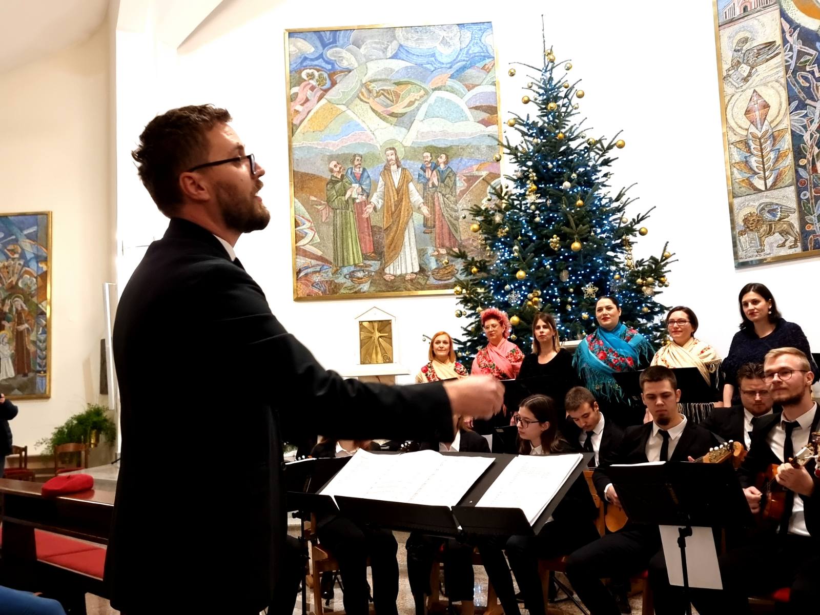 VIDEO Blagdanska atmosfera u Čakovcu na koncertu ‘Božićem kroz Hrvatsku’