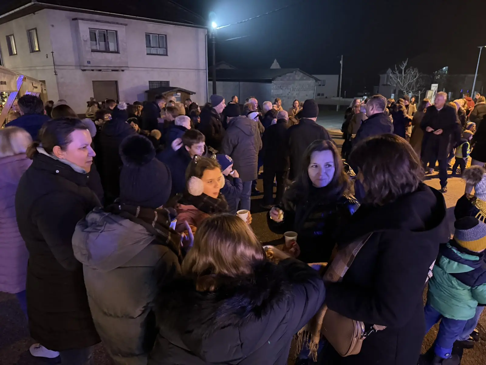 advent-2-svijaca-SVMNM-86 SVETI MARTIN NA MURI (19) advent-2-svijaca-SVMNM-86 SVETI MARTIN NA MURI (19)