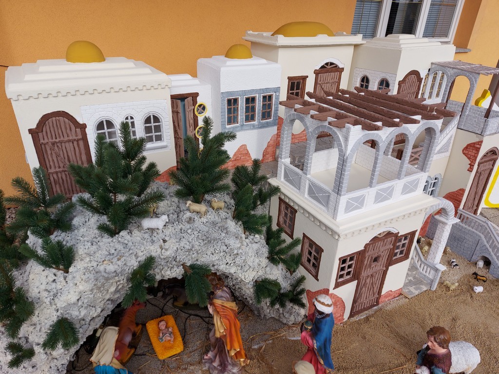 ZLATNE RUKE IVANA ŠAVORE Jaslice su moje hvala Božeku kaj sam živ